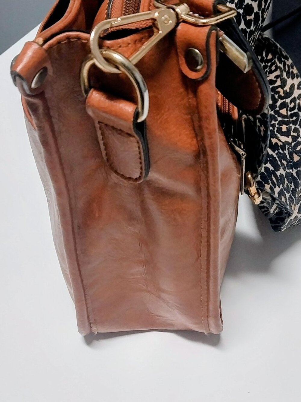 Leopard Strap Crossbody Bag for Women Ladies Casual Satchel Hobo EUC 10X8X4 - Picture 3 of 9